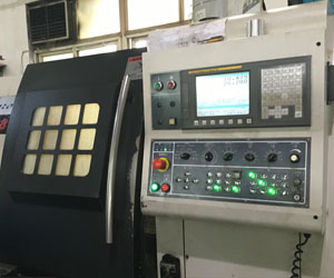 What are the common programming software in the field of CNC machining?