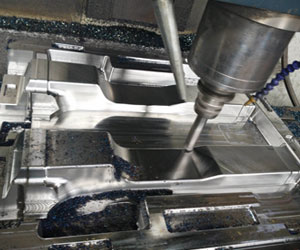 Which alloy steels are often used in machining auto parts ?